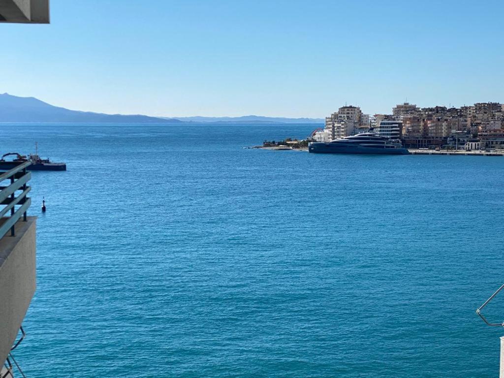 Cava Apartments Sarandë エクステリア 写真