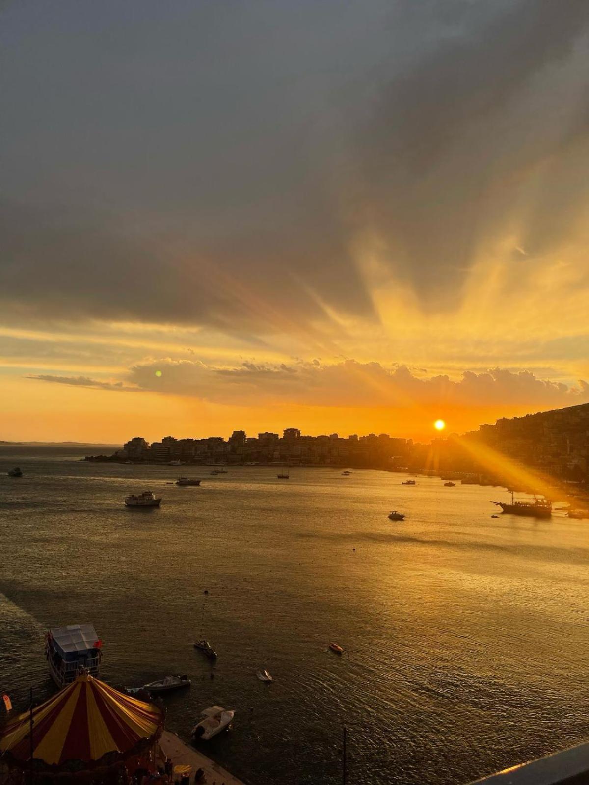 Cava Apartments Sarandë エクステリア 写真