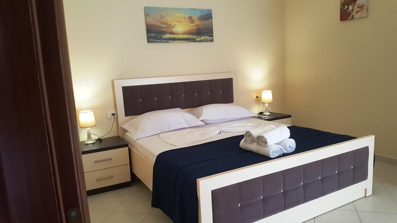 Cava Apartments Sarandë エクステリア 写真