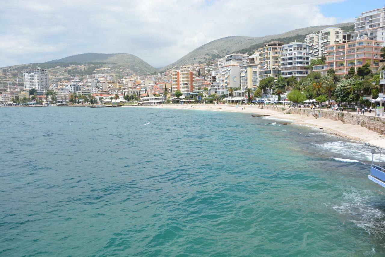 Cava Apartments Sarandë エクステリア 写真